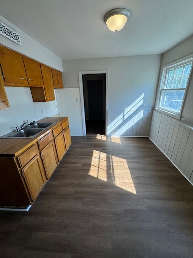 Photo - 3111 Pennsylvania St