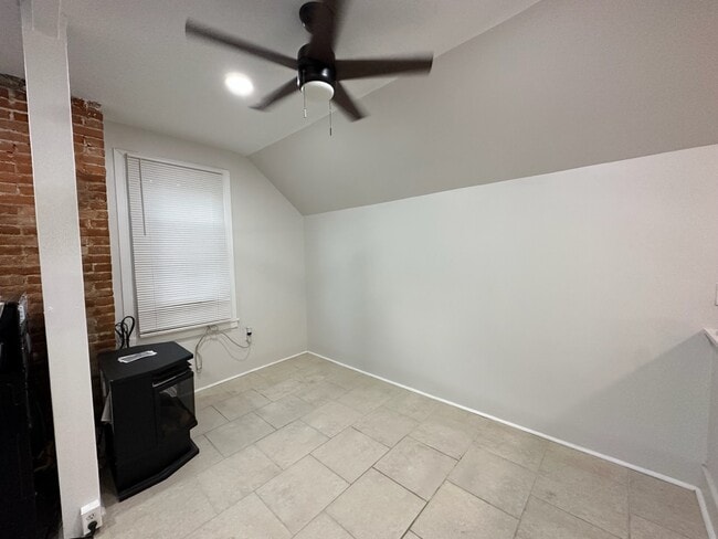 Photo - 355 S Rocky River Dr