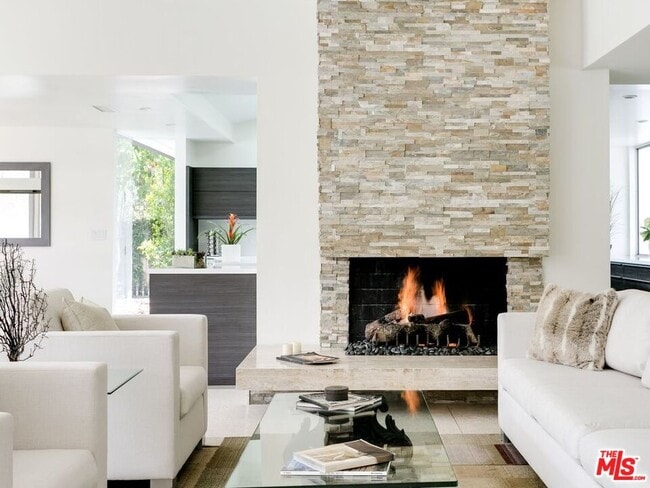 Photo - 5470 Katherine Ave