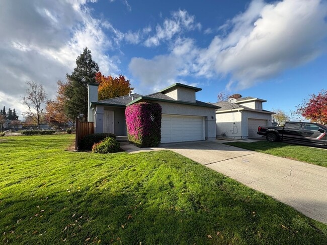 Photo - Cozy 3 Bed 2 Bath Home in Brentwood