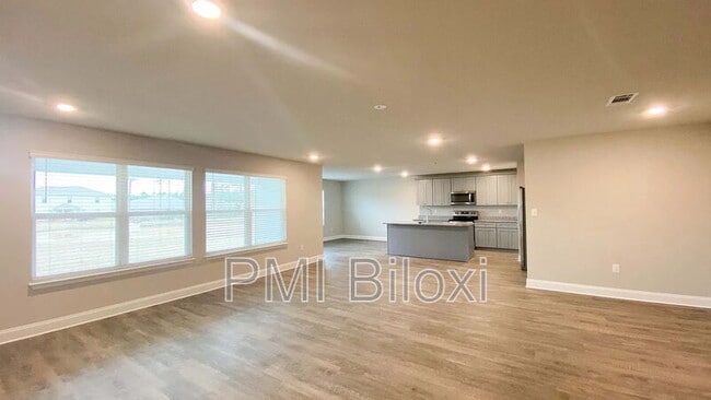 Photo - 1005 Enclave Cir