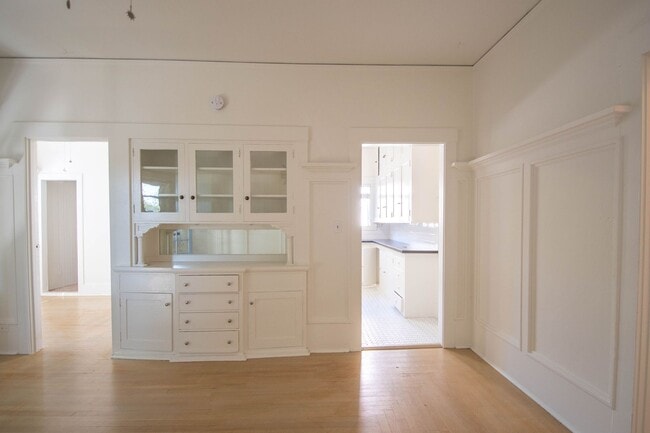 Photo - 314 W Mission St Unidad 14E