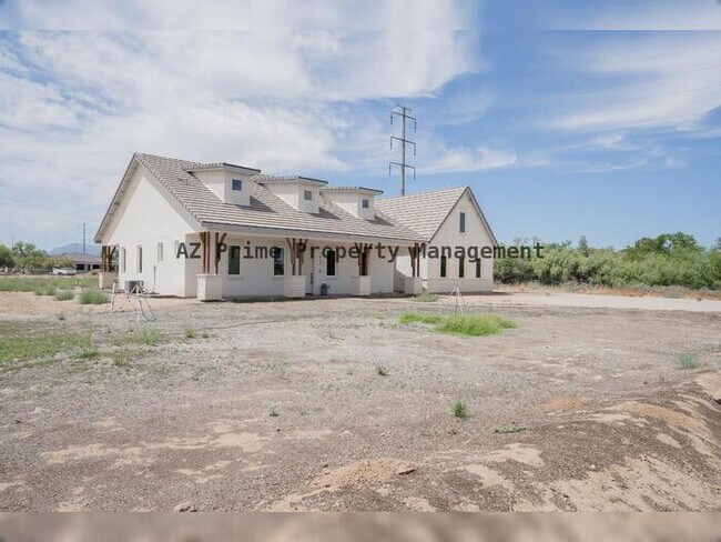 Photo - 4831 W Pearce Rd