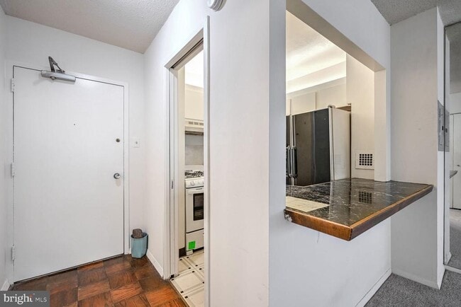 Photo - 5500 Friendship Blvd Unit 1125N