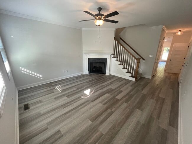 Photo - Townhome For Rent