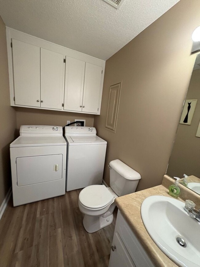 Photo - Wakefield Subdivision - Fully Furnished TD...