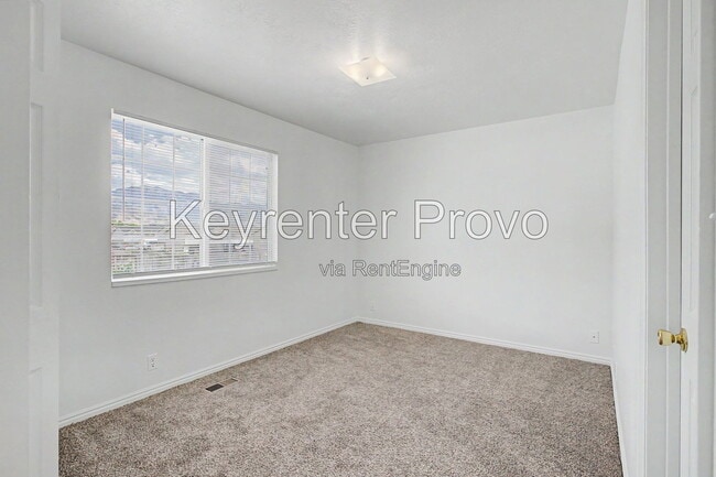 Photo - 1899 W 800 N St