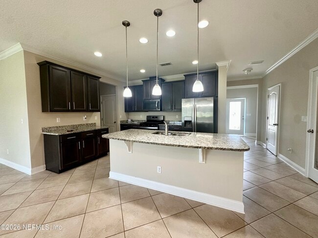 Photo - 481 Shetland Dr