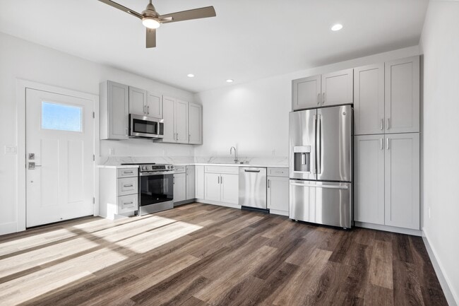 Photo - 125 Oliona St