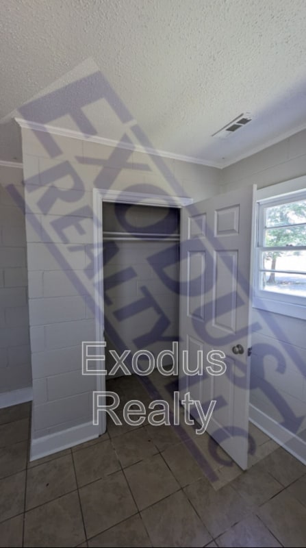 506 Maple Ave