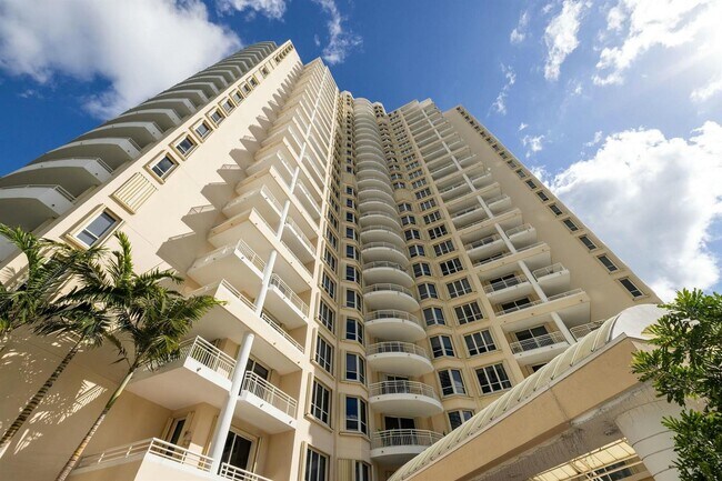 Photo - 888 Brickell Key Dr