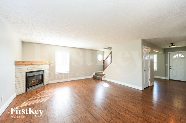 671 McCormick Ln