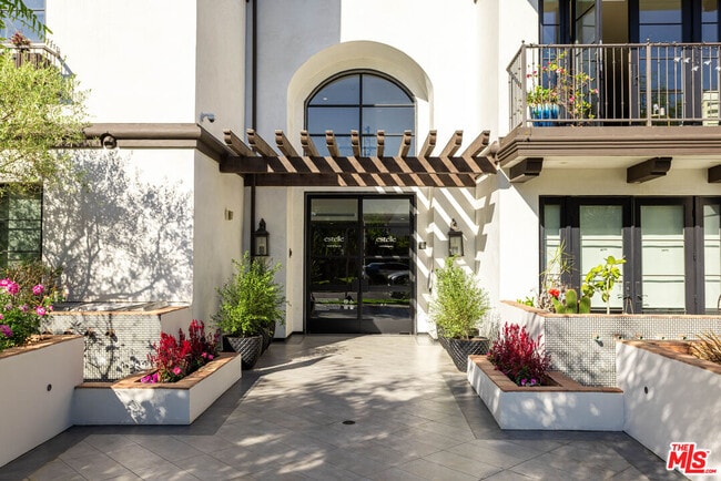 Photo - 1333 Orange Grove Ave Unidad 204