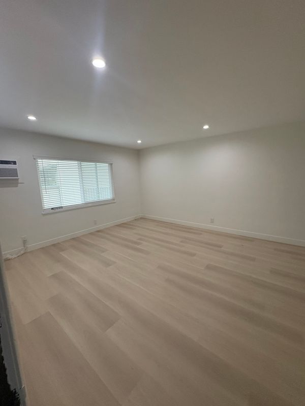 Photo - 7254 Hollywood Blvd