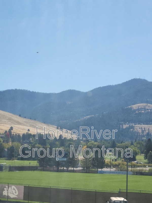 Photo - 100 South Ave E