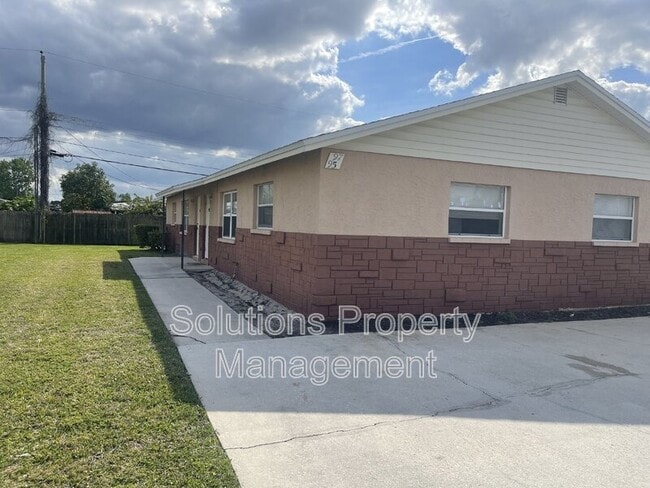 Building Photo - 95 Lucas Rd