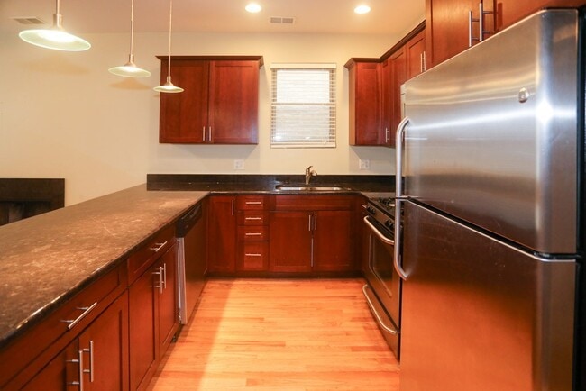 Photo - 1454 W Cortez St Unit J07P