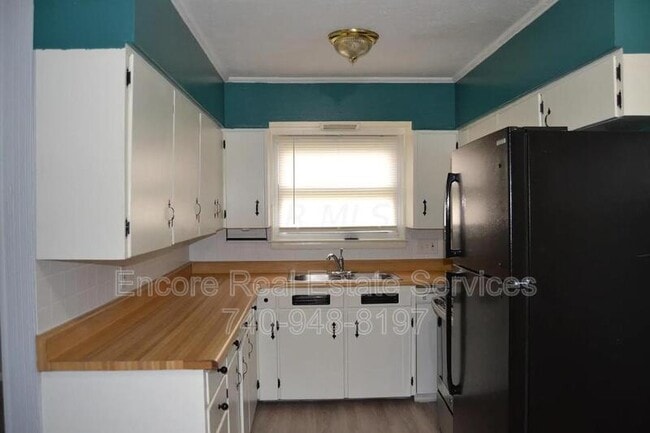 Photo - 450 Mt Vernon Rd