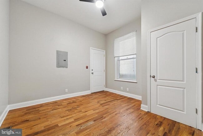 Photo - 605 N 34th St