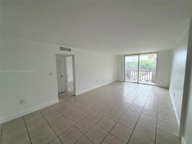 Photo - 1800 Sans Souci Blvd Unit 426