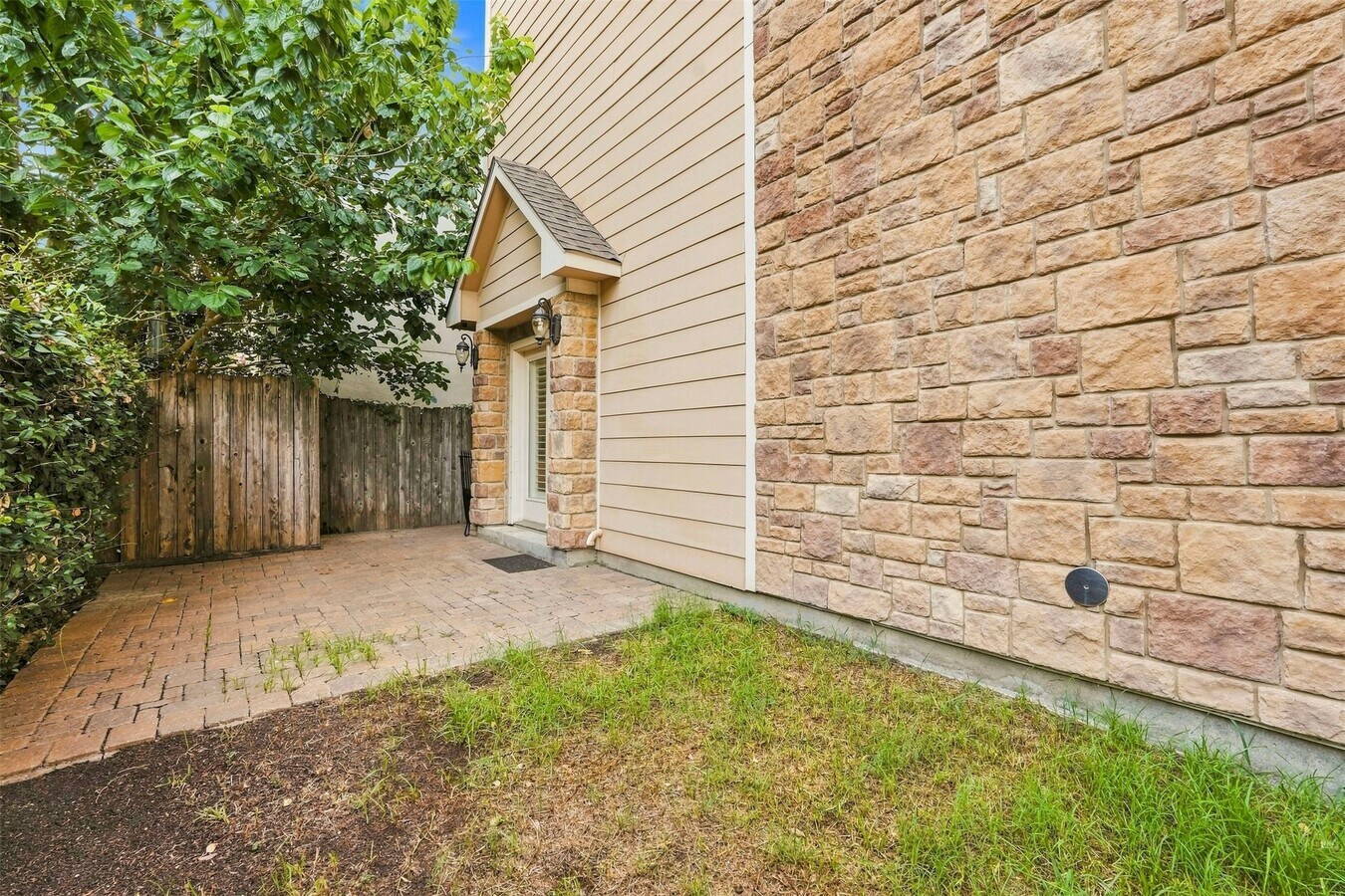 Photo - 1714 Ovid St