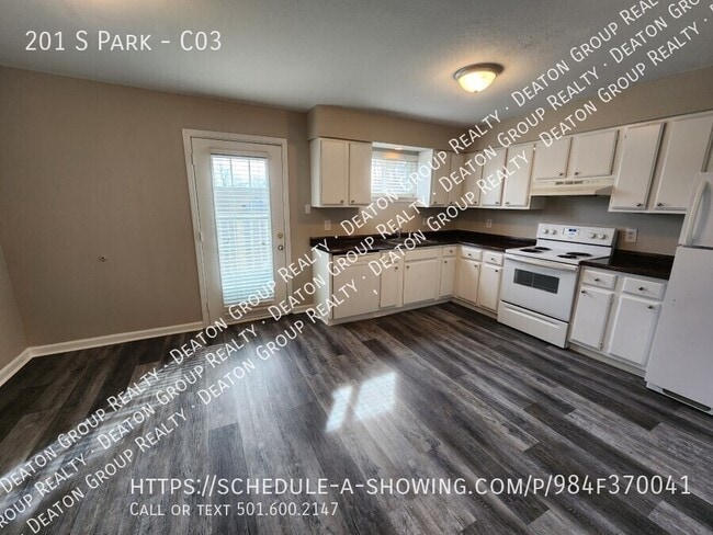 Photo - 201 S Park-C03