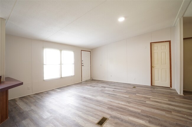 Photo - 9533 Cypress Dr