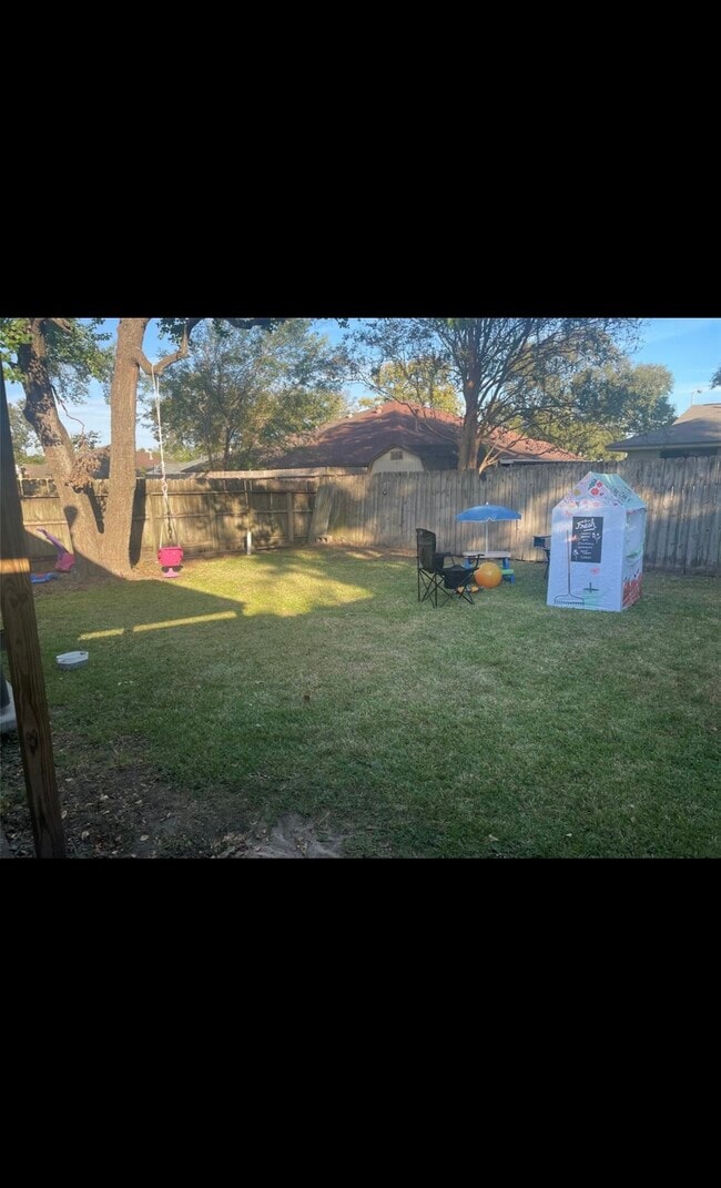 Photo - 15117 Grassington Dr