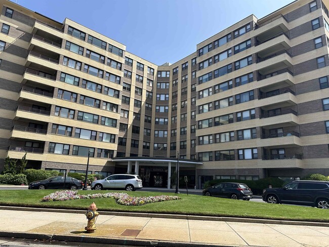 Building Photo - 101 S Raleigh Ave Unit 319 Rental