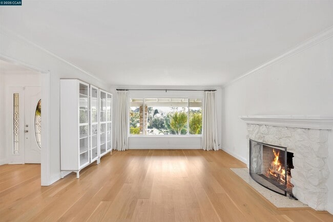 Photo - 3142 Windsor Ct