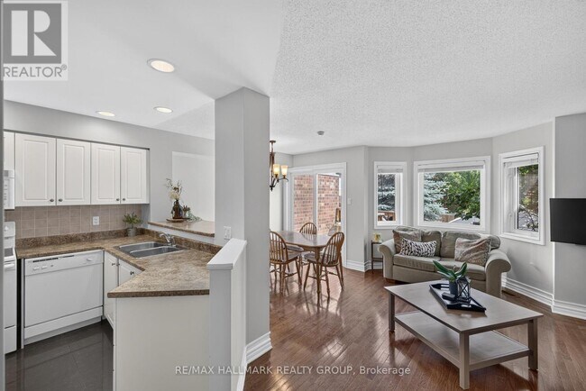 Photo - 460 Grey Seal Cir