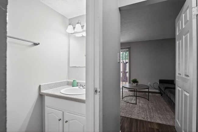 634 Roy Huie Rd Unit SI FL2-ID1612509P