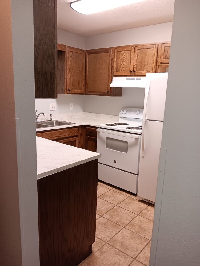 Photo - 2500 Mill Way