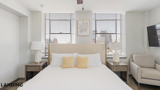 Building Photo - 2308 4th Ave N