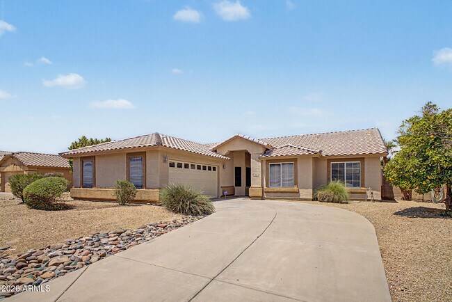 Photo - 930 E Harwell Rd