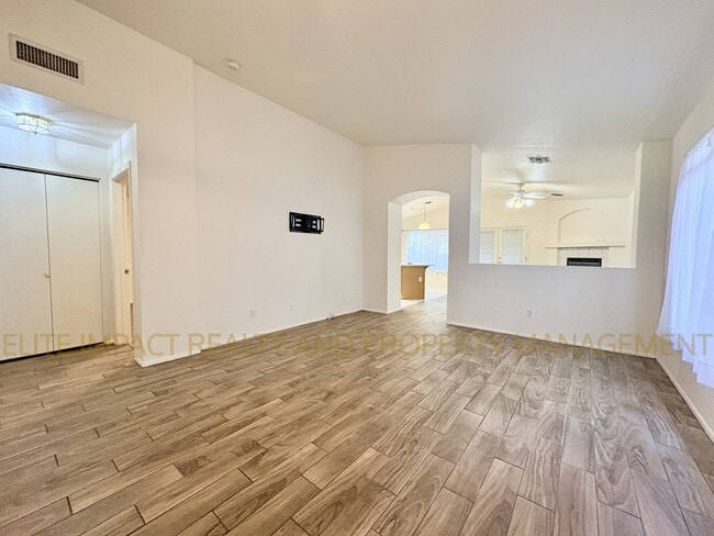 Photo - 9073 E Muleshoe St