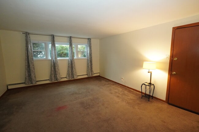 Photo - 347 Dalewood Ave