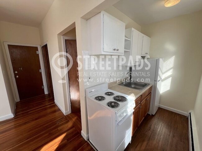 Photo - 1 bedroom in Boston MA 02134