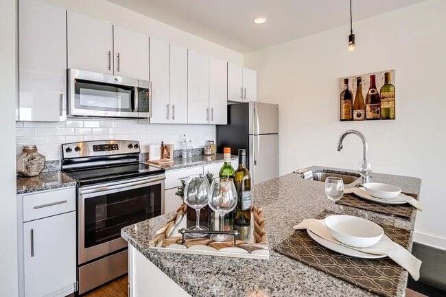 Photo - 2617 W Girard Ave Unit 3B