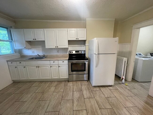 Photo - 111 Benedict Rd Unit first floor