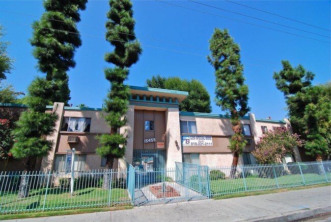 Parthenia Gardens - Parthenia Gardens Apartments