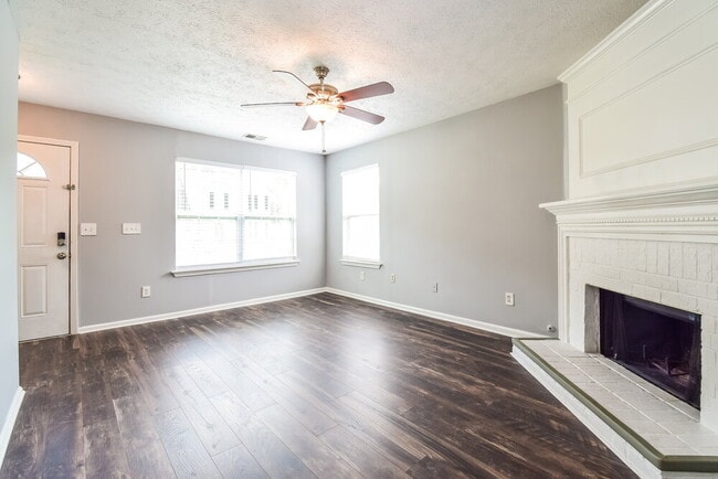 Photo - 1078 Winterbrook Way