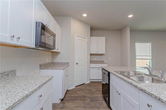 Photo - 13525 Brahmin Dr