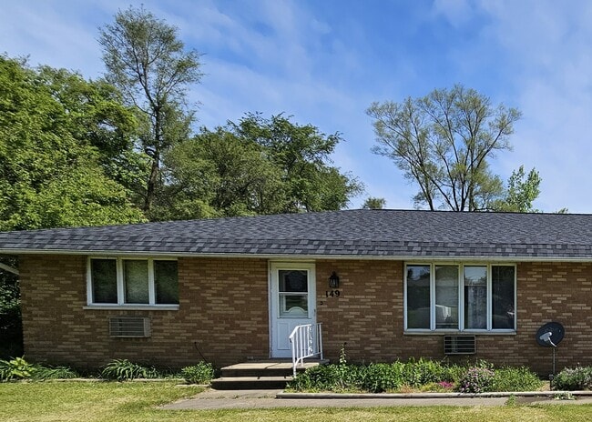 Entrada principal privada - 149 Eastland Dr