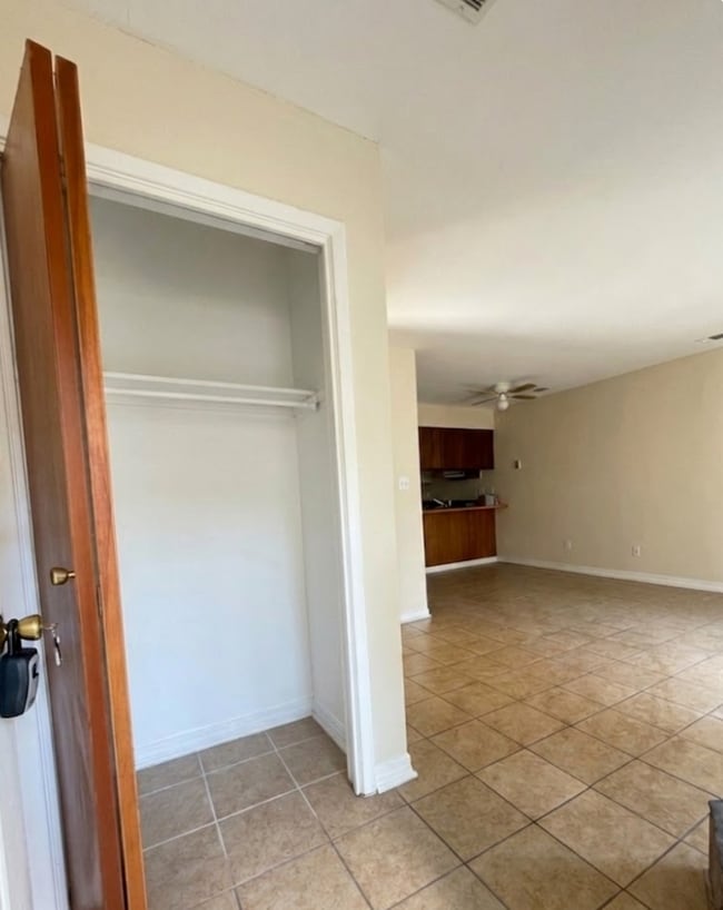 6386 W Fairfield Dr Unit 6386C
