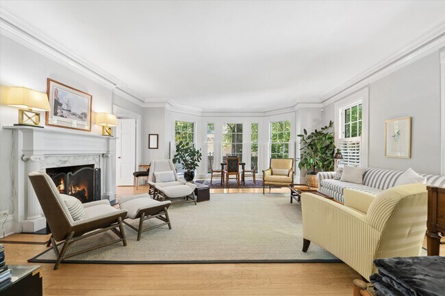 314 Lake St