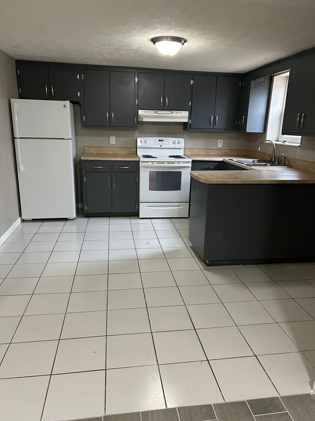 Photo - Laura Drive Tri-Plex Unit #3