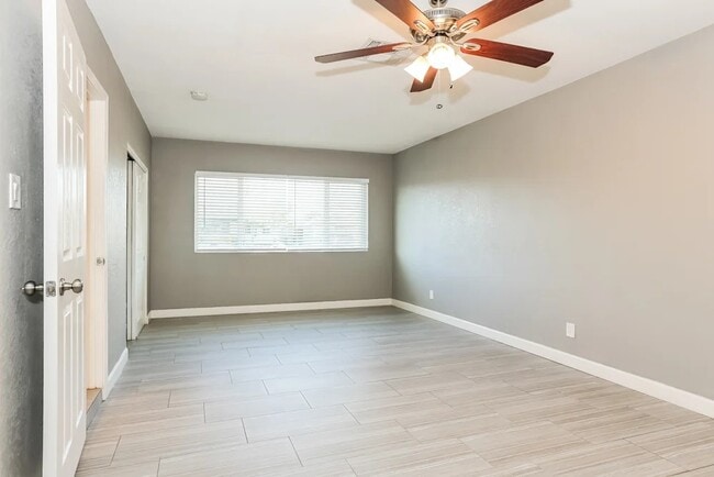 Photo - 8422 E Hubbell St