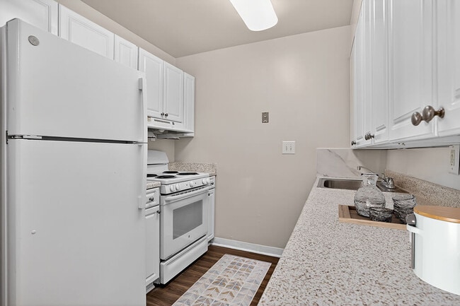 Photo - Brentwood Apartment Homes