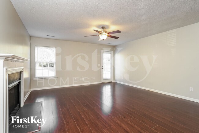 Photo - 4145 Crestwood Cir